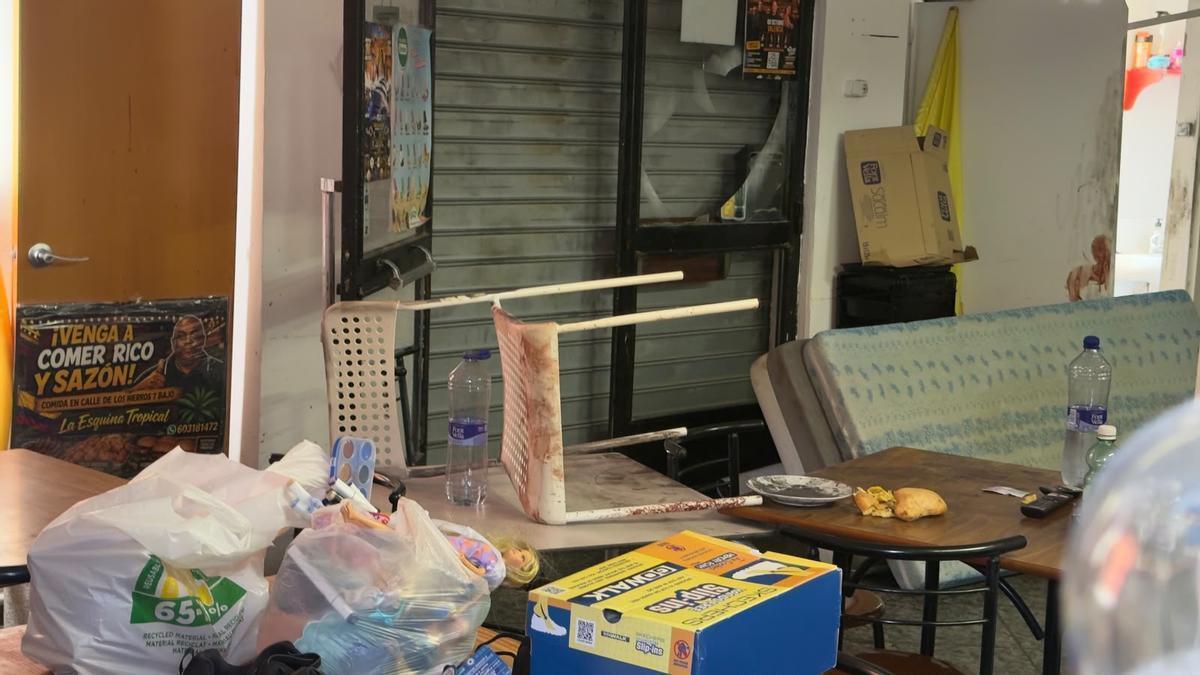 El dueño del bar que mató a golpes a su hijastro en València tras una noche de fiesta: «El ‘pelao’ iba muy tomado y me atacó» – Levante-EMV