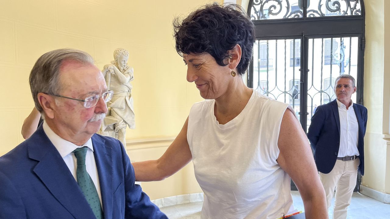El Gobierno acusa al PP de establecer «directrices» en Ceuta que «complican» la colaboración entre administraciones – La Voz de Galicia