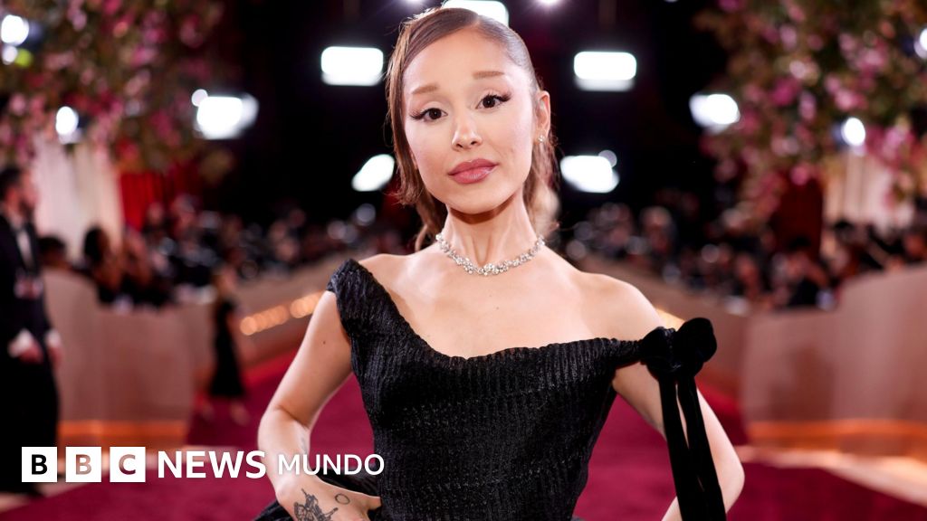 Ariana Grande se tomará un descanso de la vida pública por el escrutinio «constante» al que se siente sometida