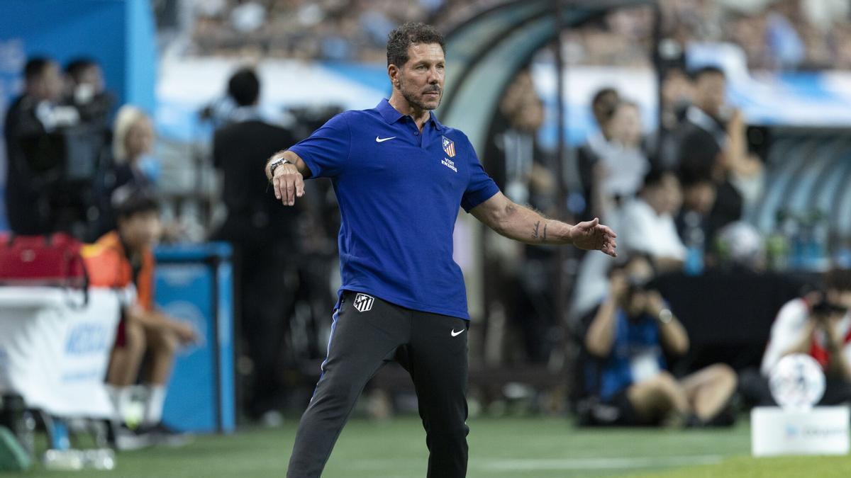 Simeone: «Madrid y Barça tienen a Mbappé o Lamine Yamal, que pueden aparecer de repente y marcar un gol; no es nuestro caso» – SPORT
