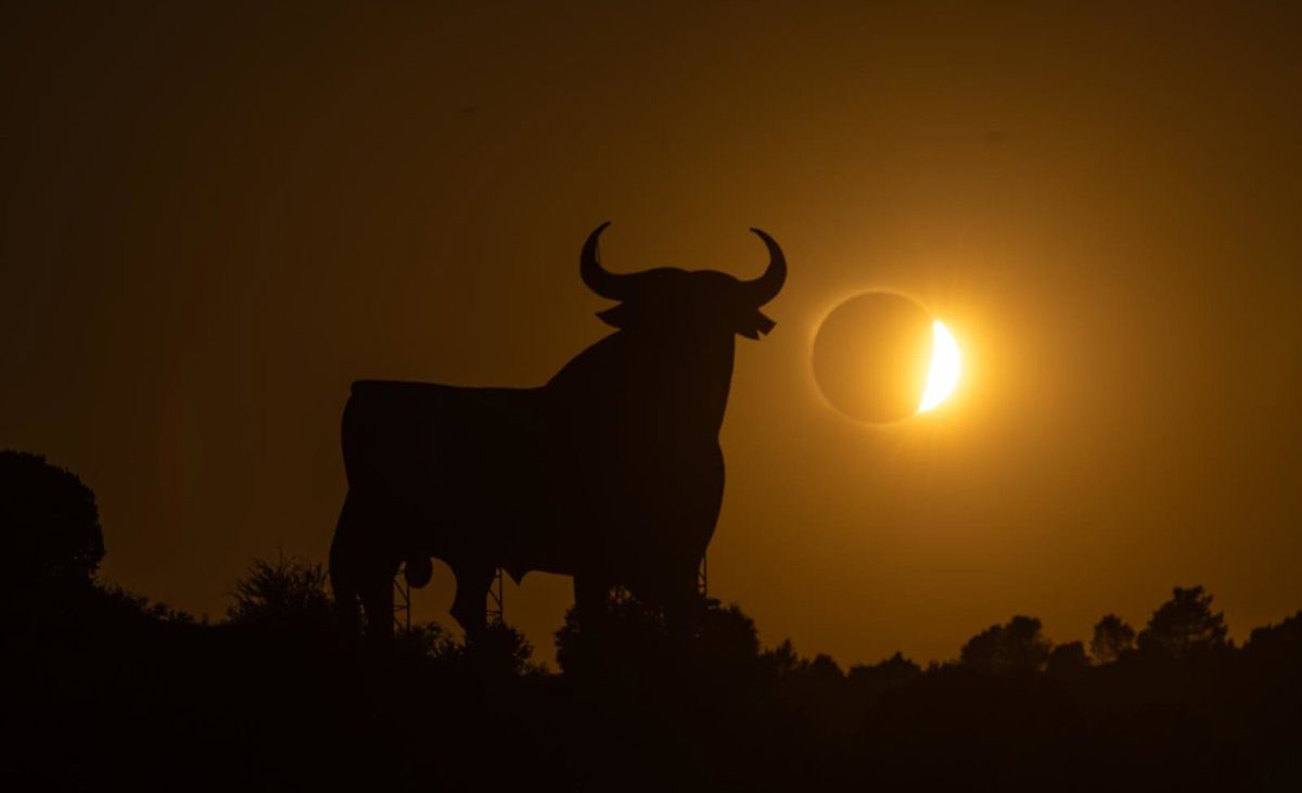 El histórico eclipse de 2026, en imágenes y vídeos