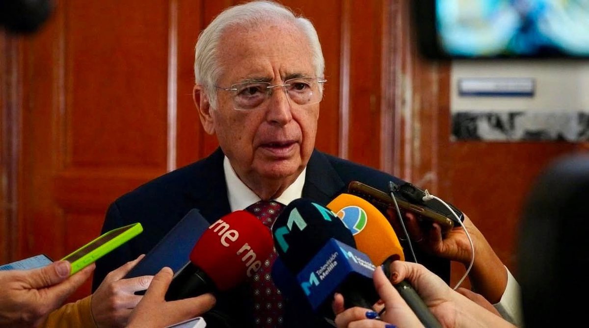Imbroda llama a la tranquilidad en Melilla ante el llamamiento para entrar «masivamente» en Ceuta y Melilla