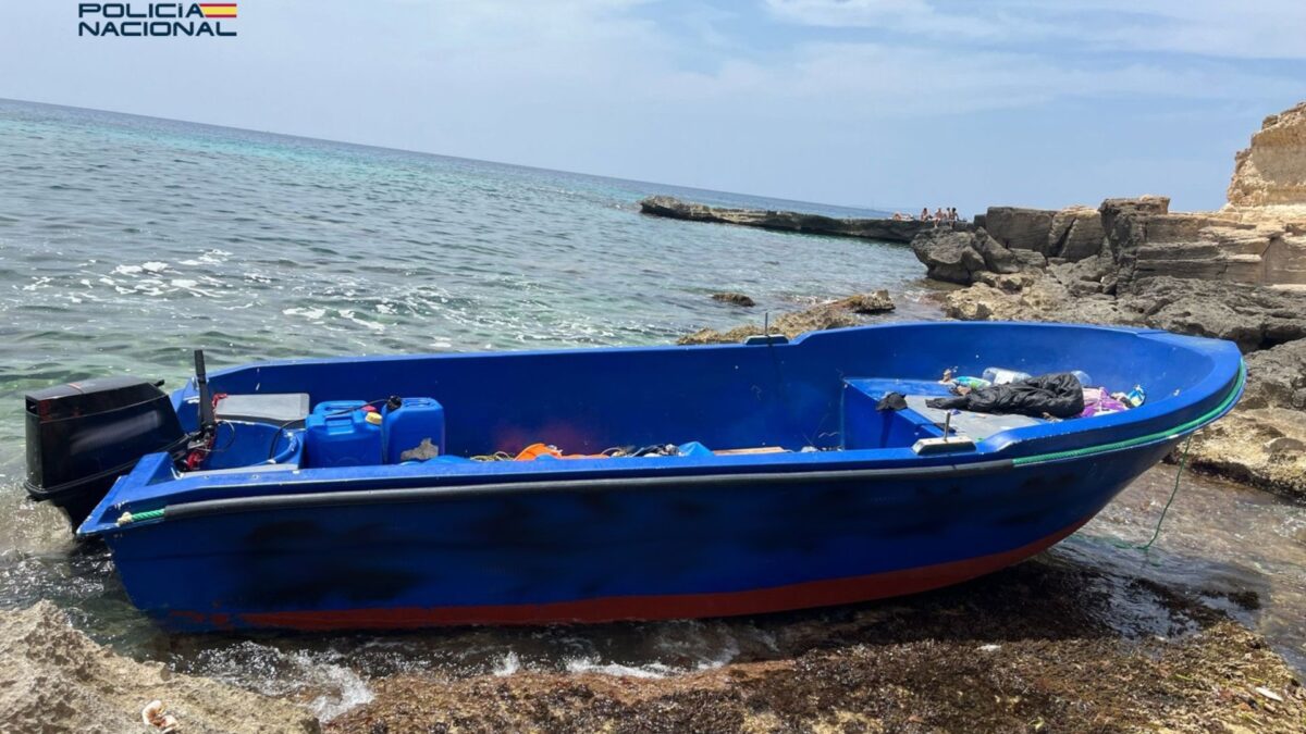Alertan de la desaparición de 26 migrantes que viajaban en una patera rumbo a Baleares – Forbes España