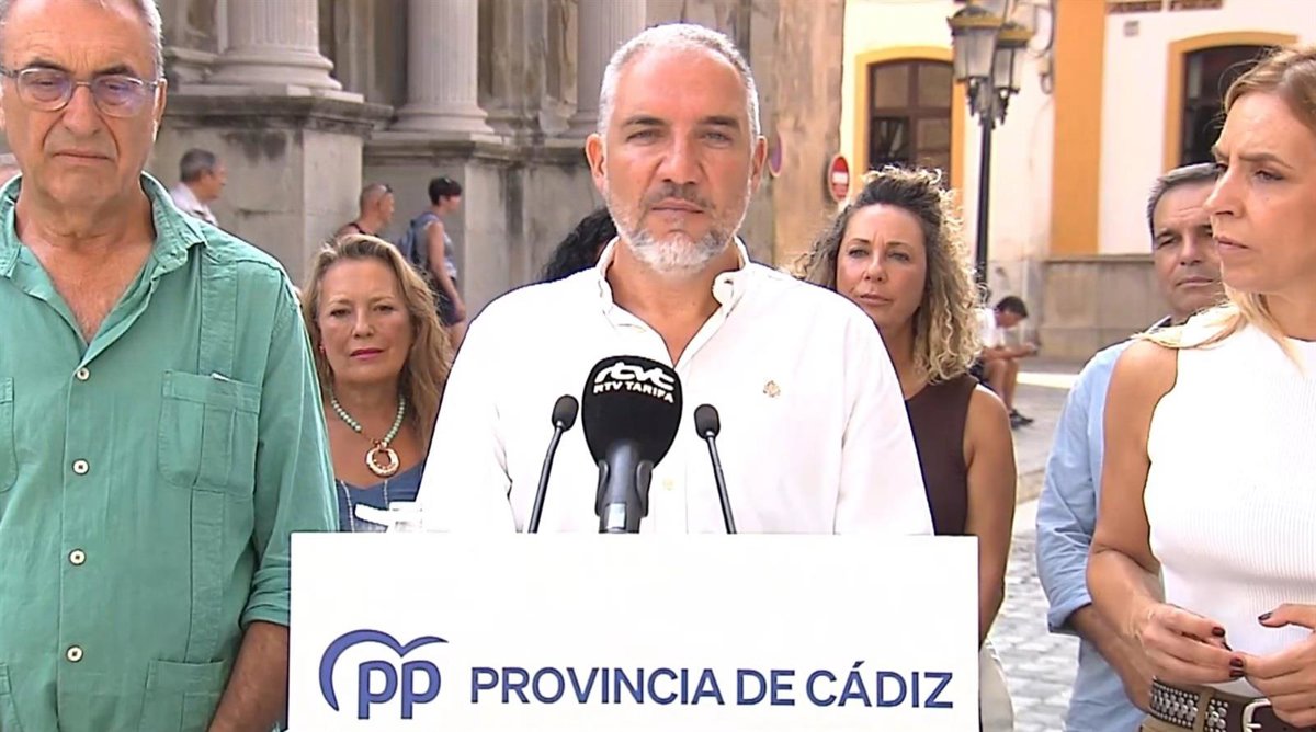 El PP exige la dimisión de Mónica García por ser «culpable» del «colapso sanitario» en Ceuta