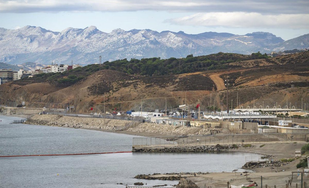 Vivas pedirá al Estado que se haga cargo de los menores que siguen en Ceuta