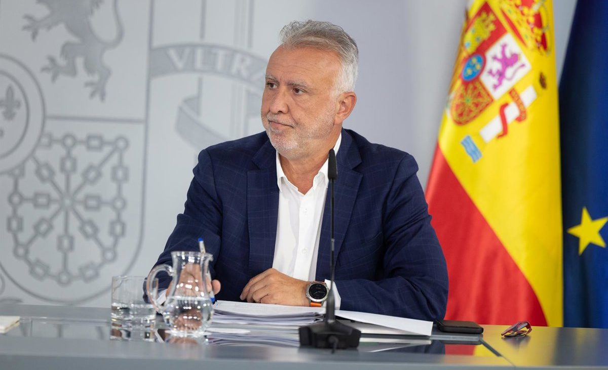 El Gobierno retirará los polideportivos de Ceuta como centros de acogida de migrantes y habilitará nuevos espacios