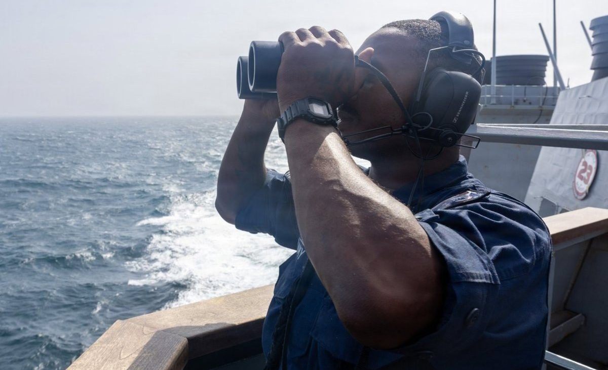 Al menos dos muertos en un ataque de EEUU en la isla iraní de Larek, en el estrecho de Ormuz