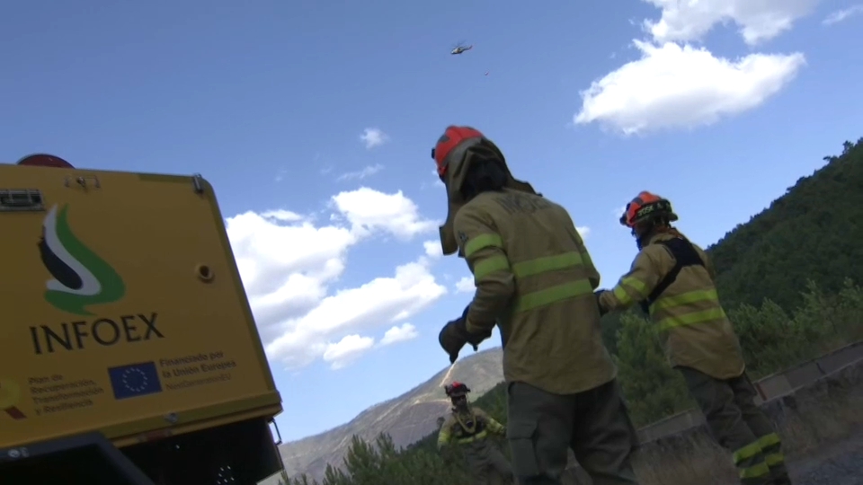 Sigue la desescalada del incendio de Las Hurdes – Canal Extremadura
