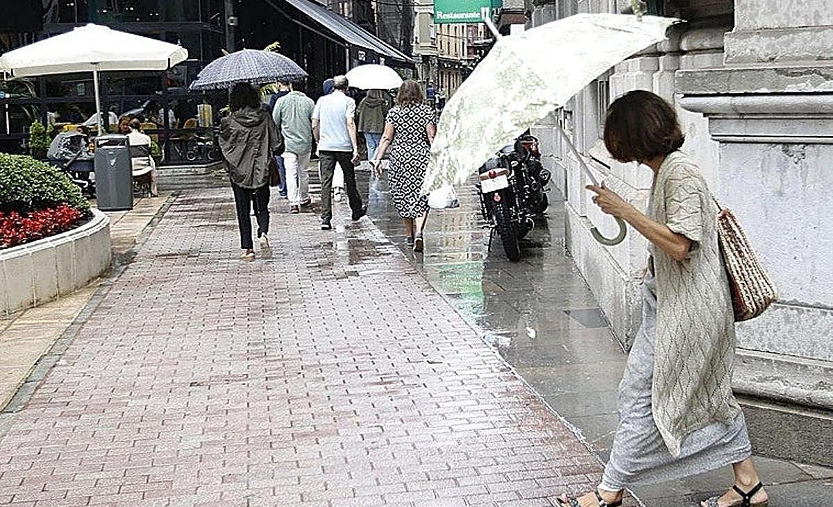 El 112 amplía la alerta amarilla por lluvias y tormentas en Extremadura y mantendrá el aviso hasta la medianoche – Hoy