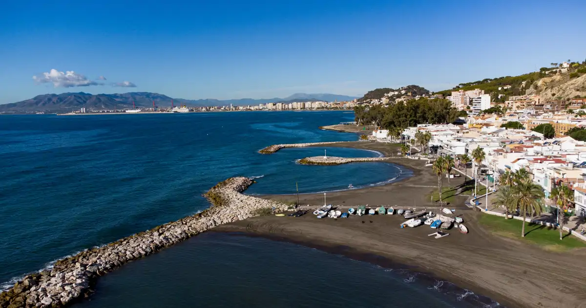 ¿Qué es la bacteria E. coli y qué playas han cerrado en Málaga por su presencia? – Viajes National Geographic