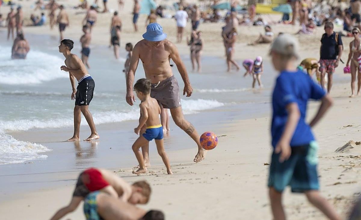 El terral pone a Málaga capital en aviso naranja este domingo por altas temperaturas – diariosur.es