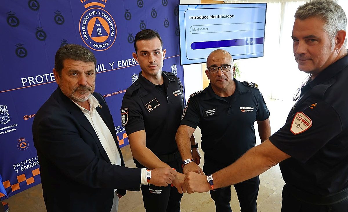 Hasta 10.000 pulseras ‘inteligentes’ para localizar a menores perdidos durante la Feria de Murcia – La Verdad