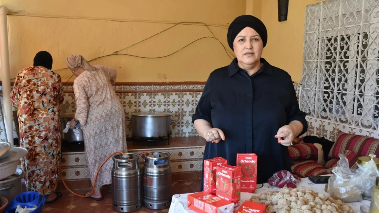Sabah, la mujer que ofrece comidas en la crisis migratoria de Ceuta: «Estamos agotados»