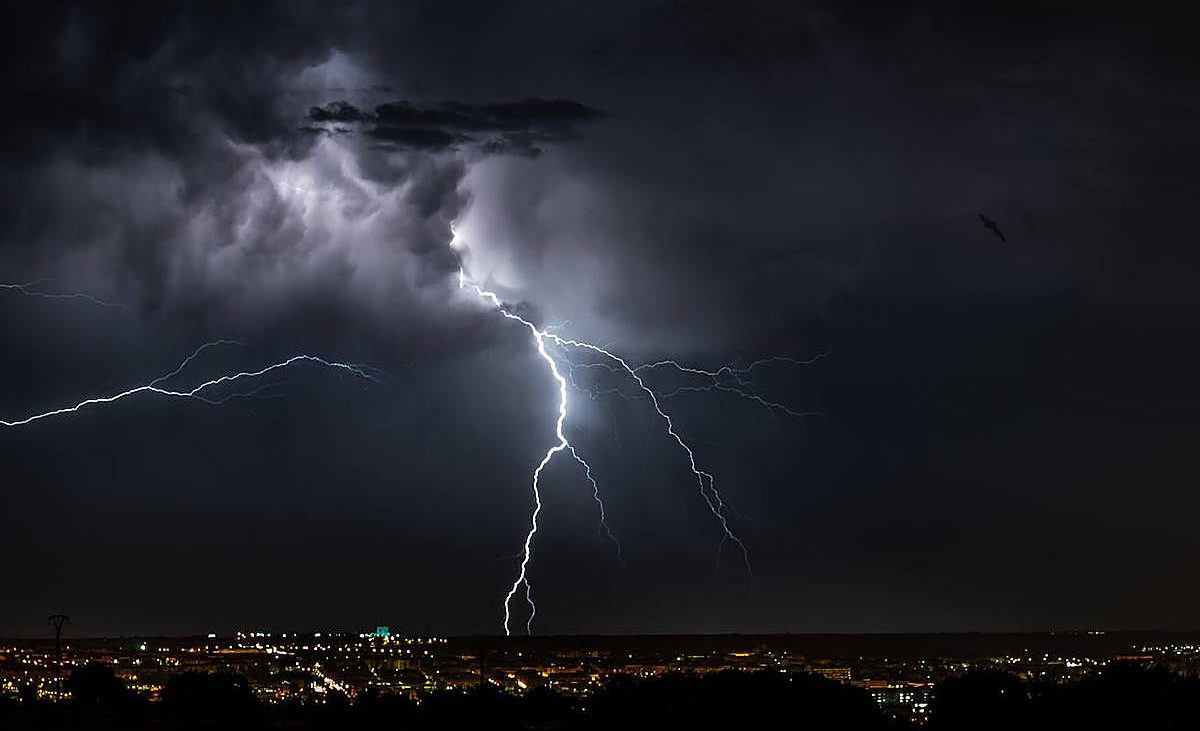 La Junta activa la alerta por tormentas intensas y fuertes rachas de viento en toda Castilla y León – La Gaceta de Salamanca